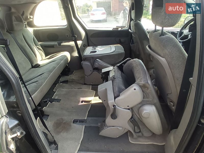 Минивэн Chrysler Voyager 2001 в Одессе