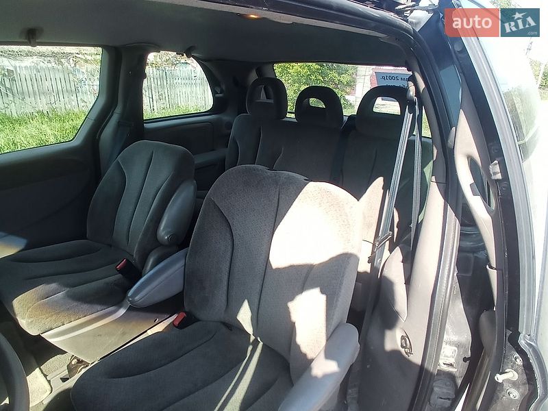 Минивэн Chrysler Voyager 2001 в Одессе