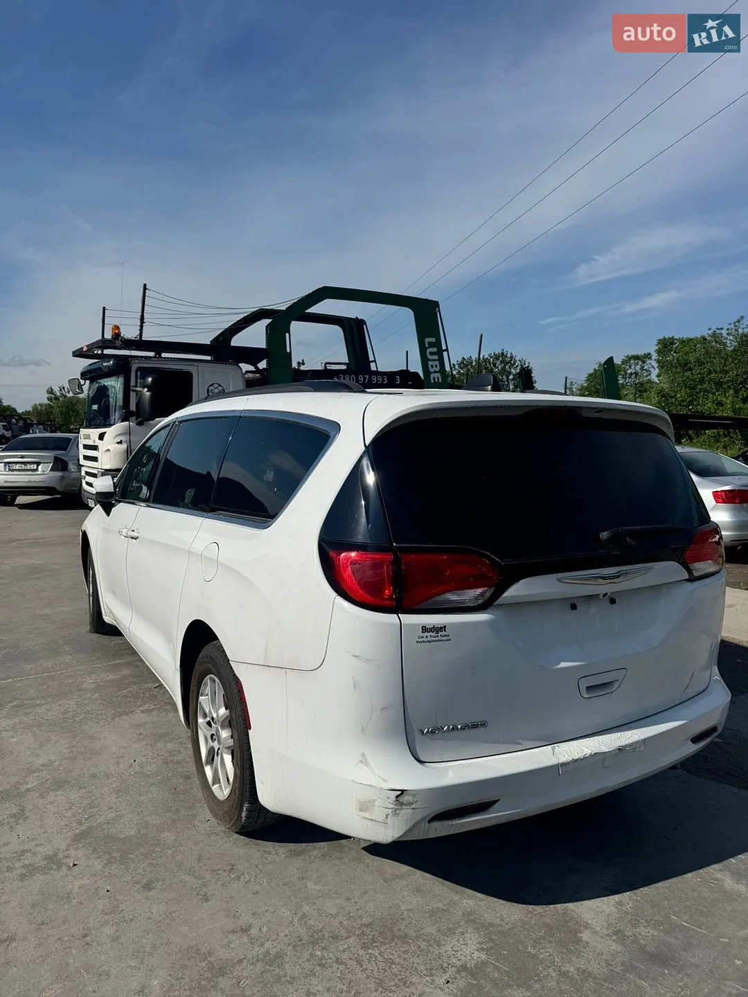 2020 Chrysler Voyager - мініатюра 16