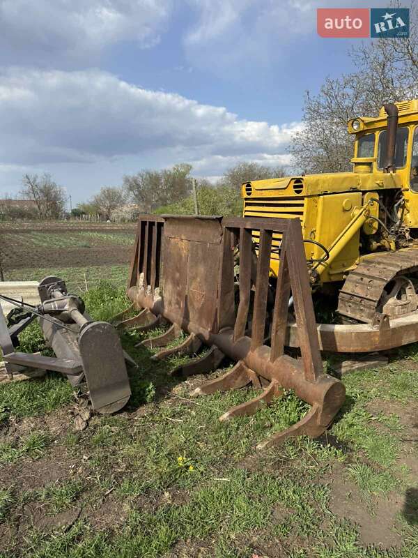Бульдозер ЧТЗ Т-130 1992 в Новоархангельске фото 6 Бульдозер ЧТЗ Т-130 1992 в Новоархангельске