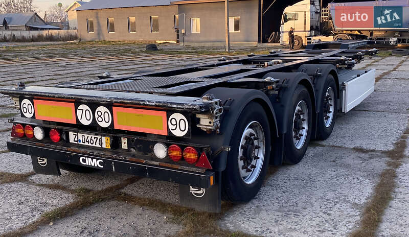 Контейнеровоз напівпричіп CIMC SilverGreen SG 03 2016 в Жовкві