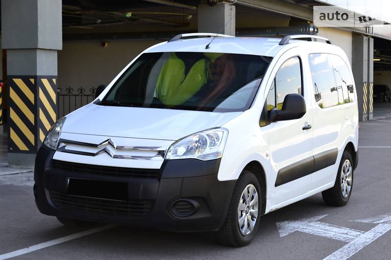 Citroen Berlingo пасс. 2010 року