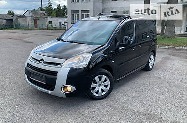 Мінівен Citroen Berlingo 2010 в Тернополі