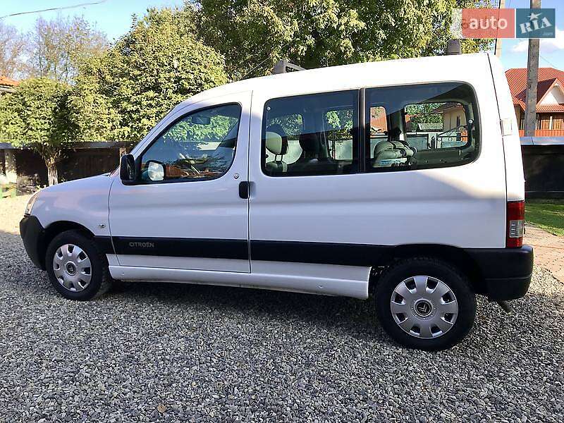 Универсал Citroen Berlingo 2010 в Львове
