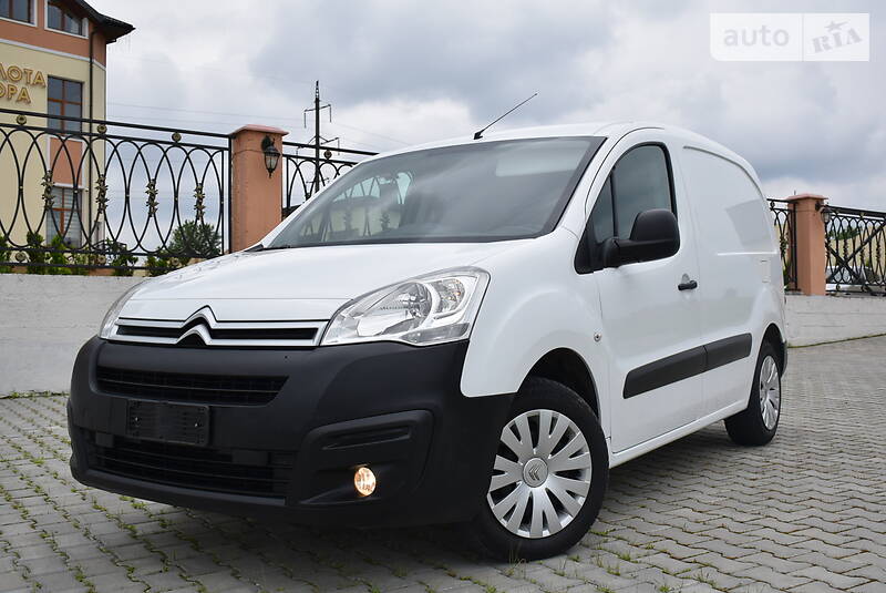 Вантажопасажирський фургон Citroen Berlingo 2015 в Дрогобичі