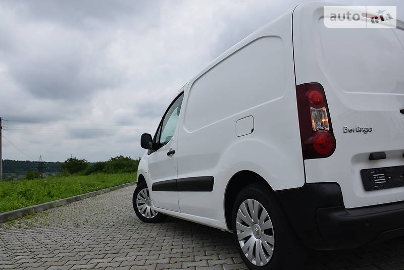 Вантажопасажирський фургон Citroen Berlingo 2015 в Дрогобичі