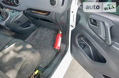 Вантажопасажирський фургон Citroen Berlingo 2011 в Житомирі