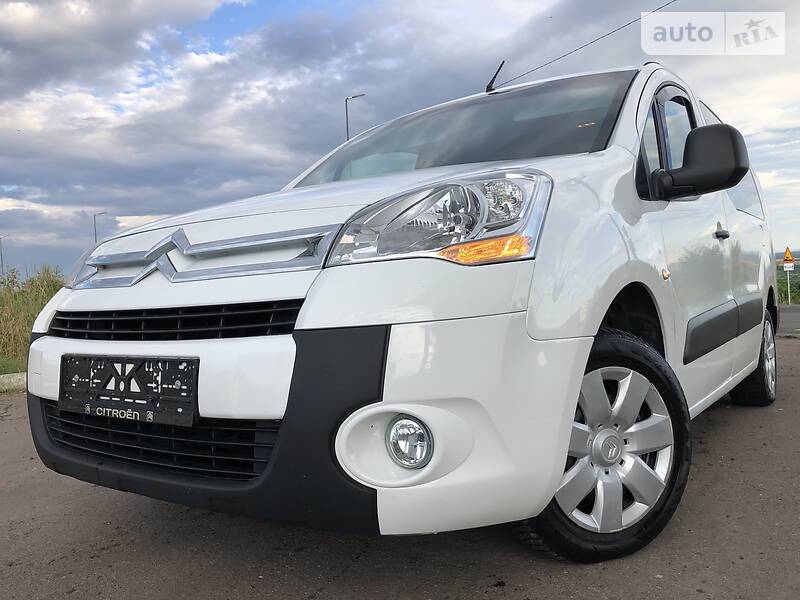 Вантажопасажирський фургон Citroen Berlingo 2011 в Дрогобичі