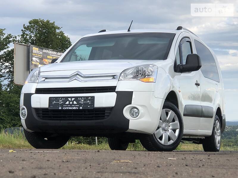 Вантажопасажирський фургон Citroen Berlingo 2011 в Дрогобичі