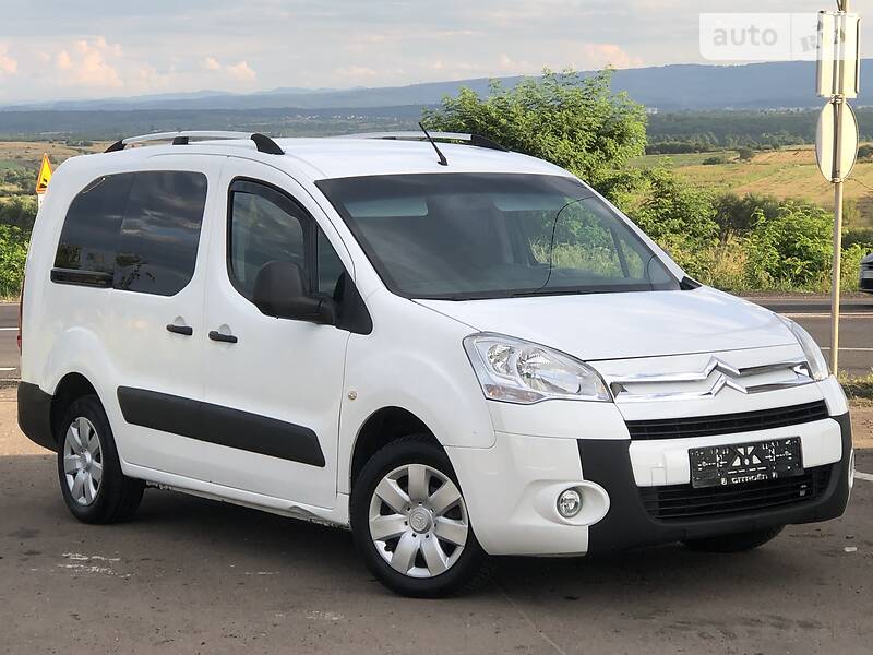 Вантажопасажирський фургон Citroen Berlingo 2011 в Дрогобичі