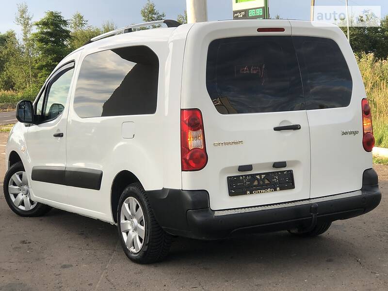 Вантажопасажирський фургон Citroen Berlingo 2011 в Дрогобичі