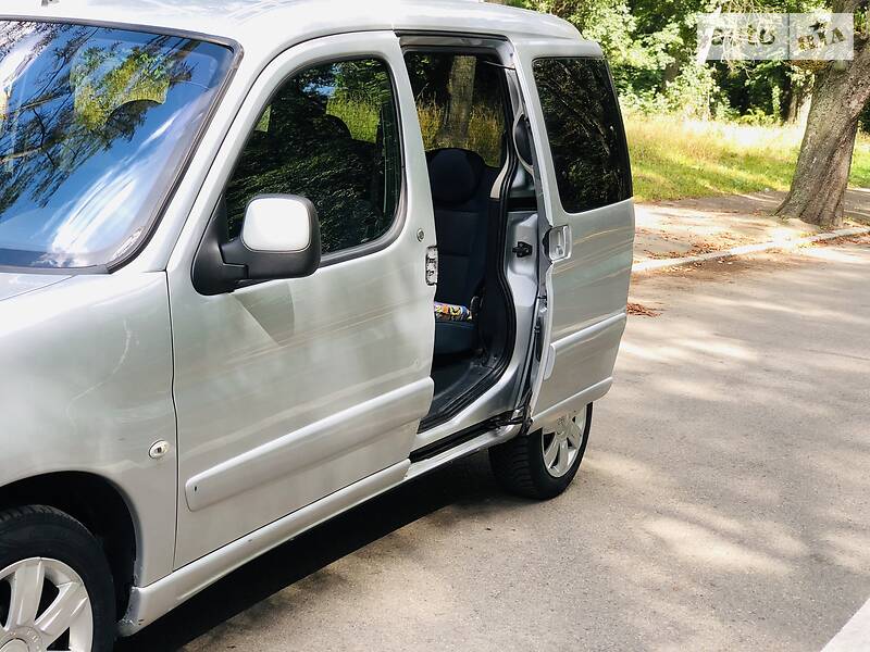 Мінівен Citroen Berlingo 2006 в Чернівцях