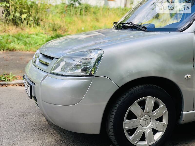 Мінівен Citroen Berlingo 2006 в Чернівцях