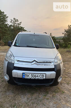 Універсал Citroen Berlingo 2011 в Володимирці