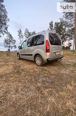 Універсал Citroen Berlingo 2011 в Володимирці