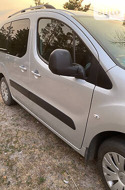 Універсал Citroen Berlingo 2011 в Володимирці