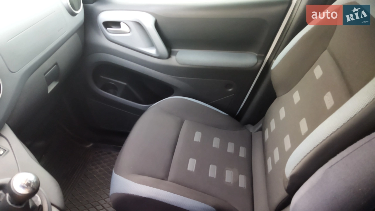 2011 Citroen Berlingo - мініатюра 23