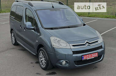 Минивэн Citroen Berlingo 2010 в 