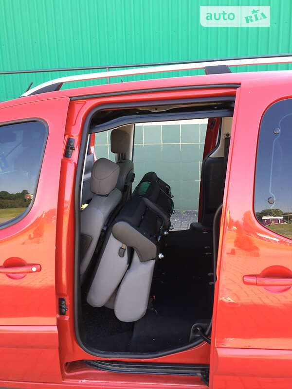 Минивэн Citroen Berlingo 2015 в Ужгороде