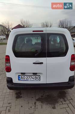 Минивэн Citroen Berlingo 2011 в 