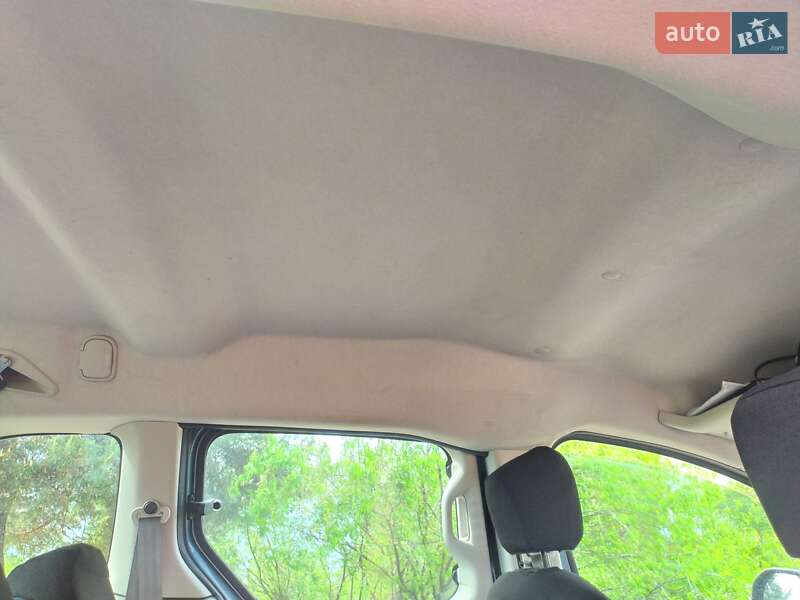 Минивэн Citroen Berlingo 2011 в Киеве
