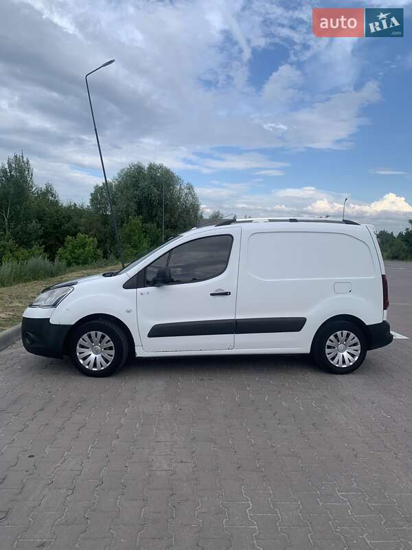 Вантажний фургон Citroen Berlingo 2014 в Броварах