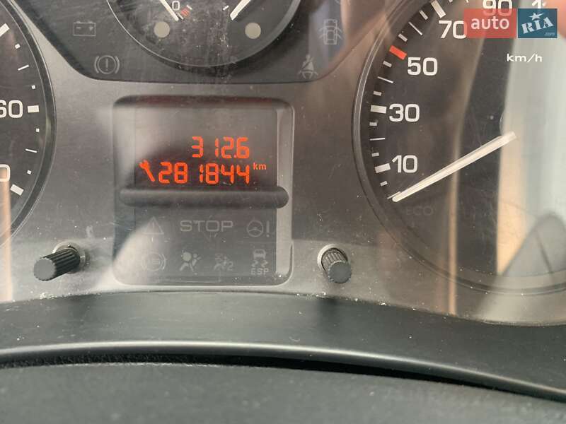 Вантажний фургон Citroen Berlingo 2014 в Броварах