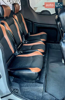 Минивэн Citroen Berlingo 2010 в 