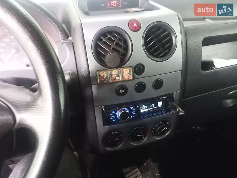 Грузовой фургон Citroen Berlingo 2006 в Запорожье