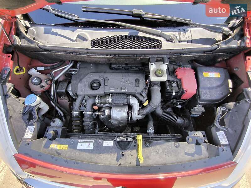 Минивэн Citroen Berlingo 2014 в Киеве