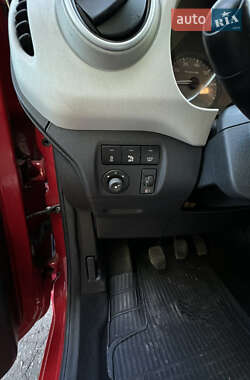 Минивэн Citroen Berlingo 2015 в 