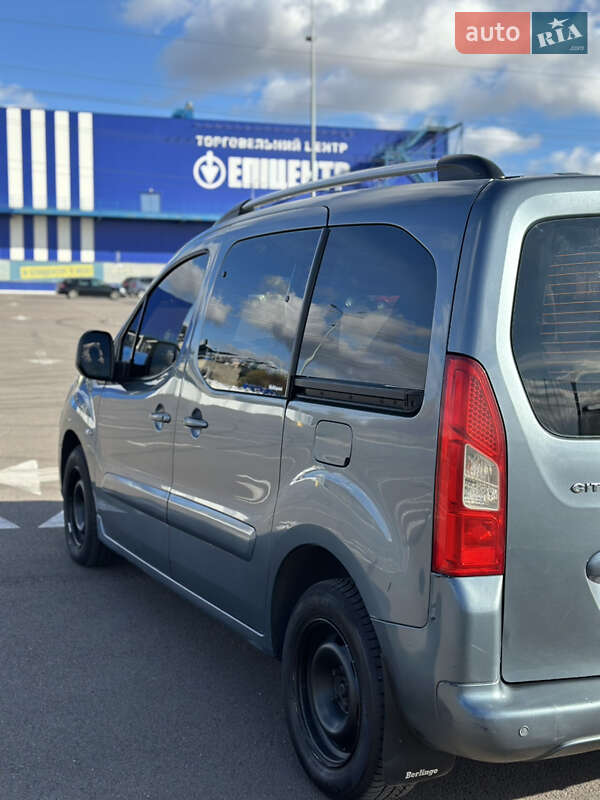 Минивэн Citroen Berlingo 2009 в Ровно