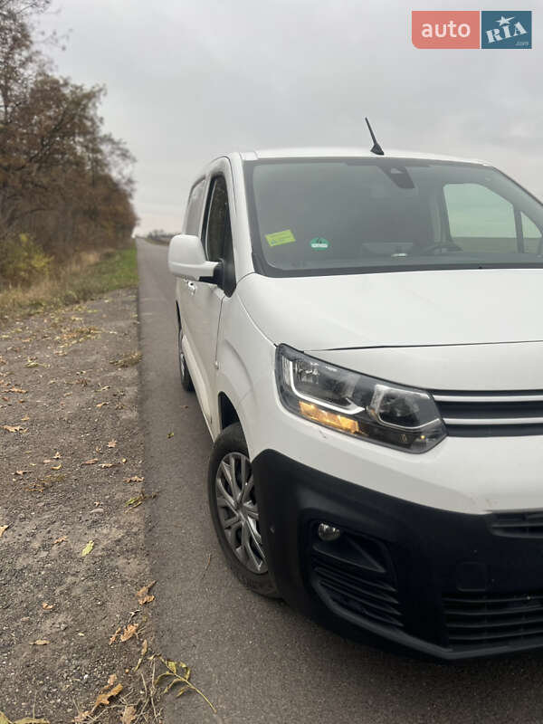 Вантажний фургон Citroen Berlingo 2019 в 