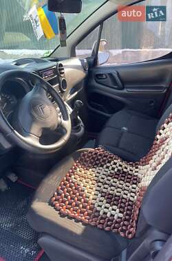 Вантажний фургон Citroen Berlingo 2010 в 