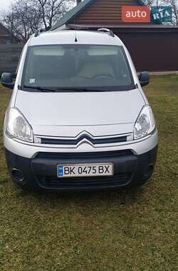 Вантажний фургон Citroen Berlingo 2012 в Сарнах