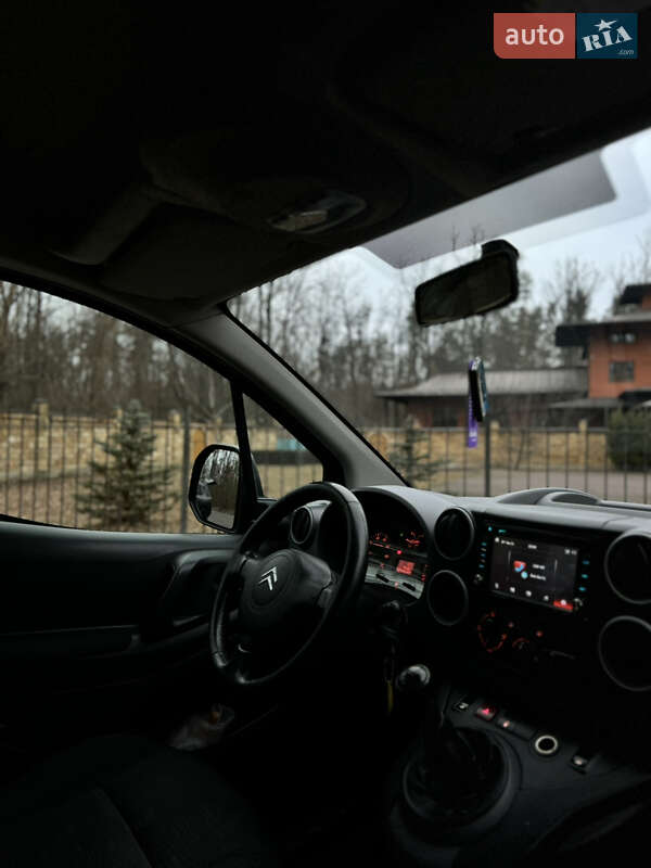 Минивэн Citroen Berlingo 2009 в Киеве