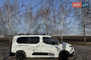 Минивэн Citroen Berlingo 2022 в 
