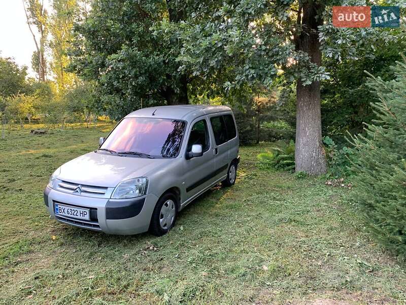 Минивэн Citroen Berlingo 2007 в Нетешине