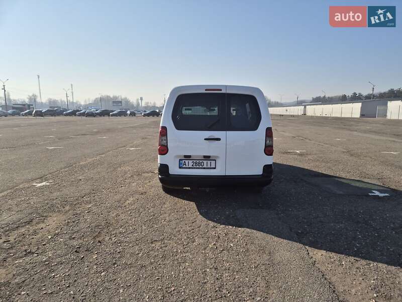 Минивэн Citroen Berlingo 2013 в Киеве
