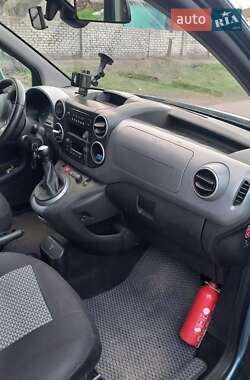 Минивэн Citroen Berlingo 2009 в 