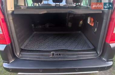 Минивэн Citroen Berlingo 2011 в 