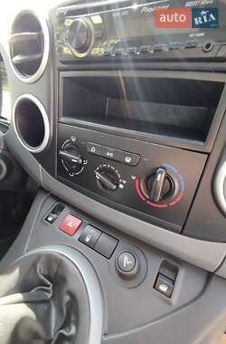 Минивэн Citroen Berlingo 2011 в 