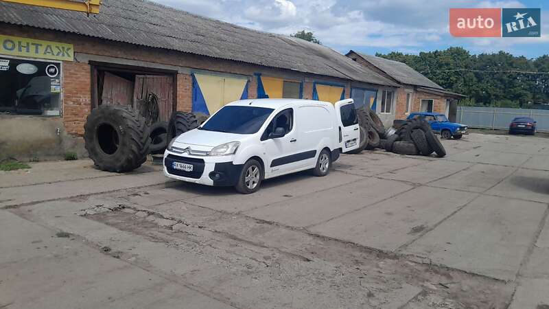 Вантажний фургон Citroen Berlingo 2012 в 