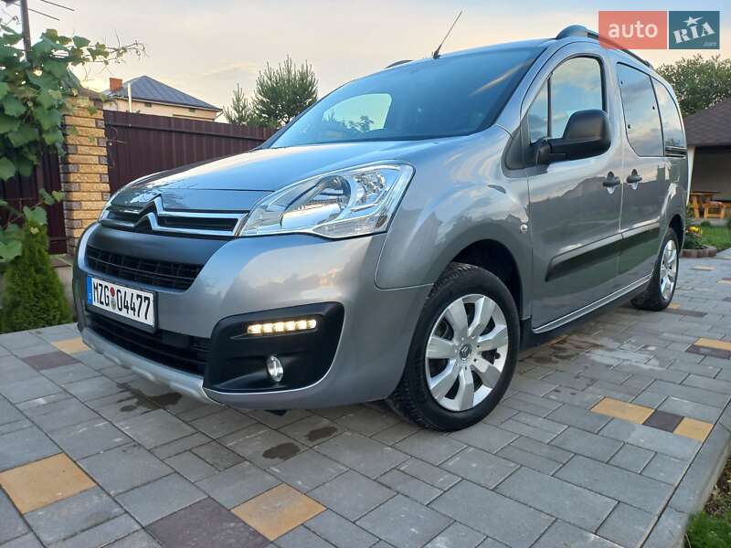 Минивэн Citroen Berlingo 2018 в 