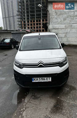 Вантажопасажирський фургон Citroen Berlingo 2021 в Києві