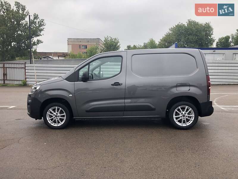 Вантажний фургон Citroen Berlingo 2022 в Рівному
