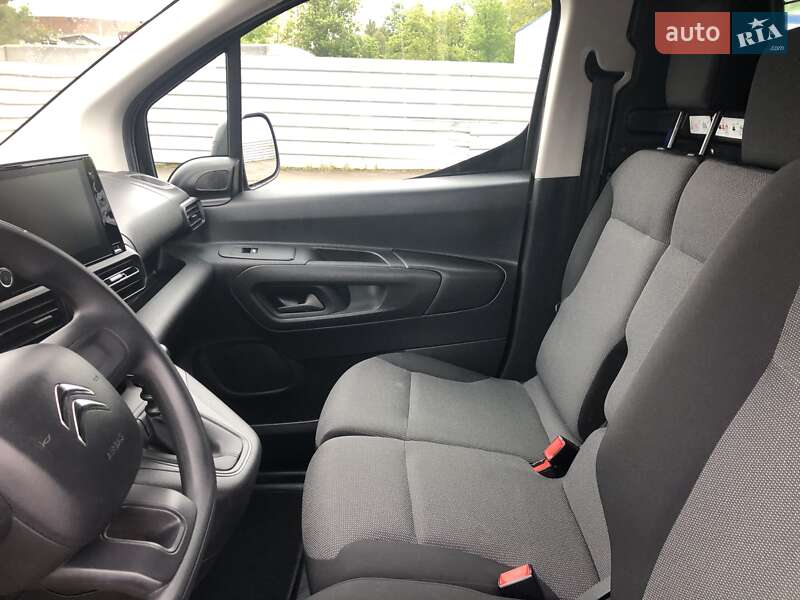 Вантажний фургон Citroen Berlingo 2022 в Рівному