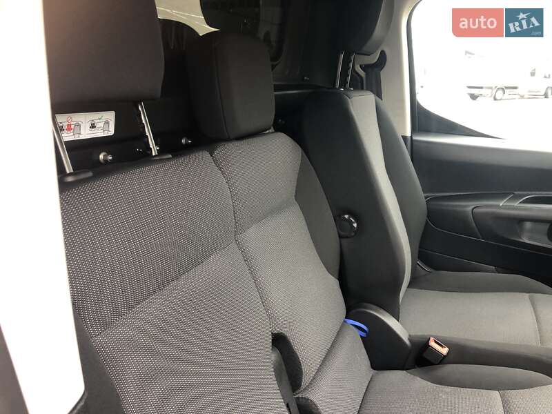 Вантажний фургон Citroen Berlingo 2022 в Рівному