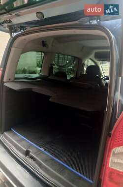 Минивэн Citroen Berlingo 2011 в 
