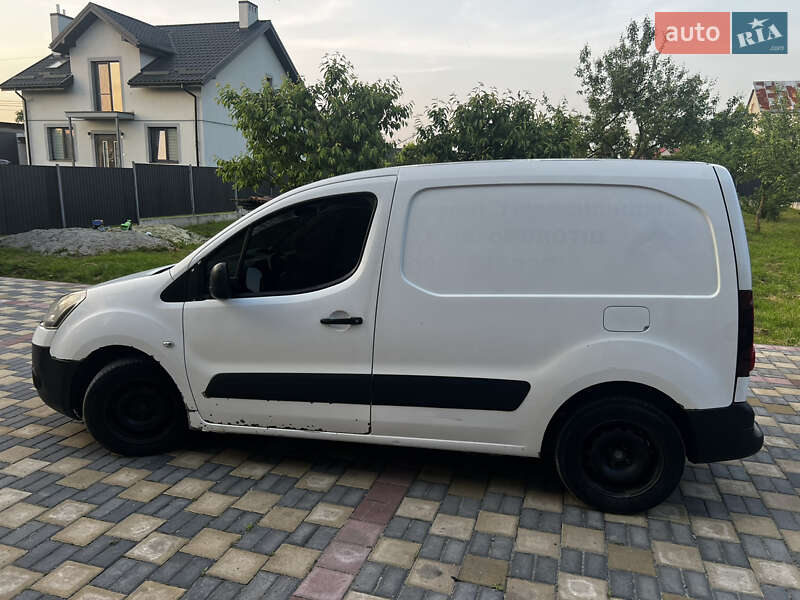 Вантажний фургон Citroen Berlingo 2012 в Львові